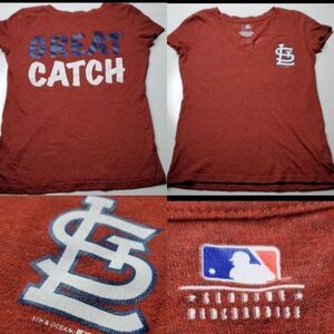 ST LOUIS CARDINALS MLB VNECK GREAT CATCH SHORT SLEEVE TOP TSHIRT XS SMALL